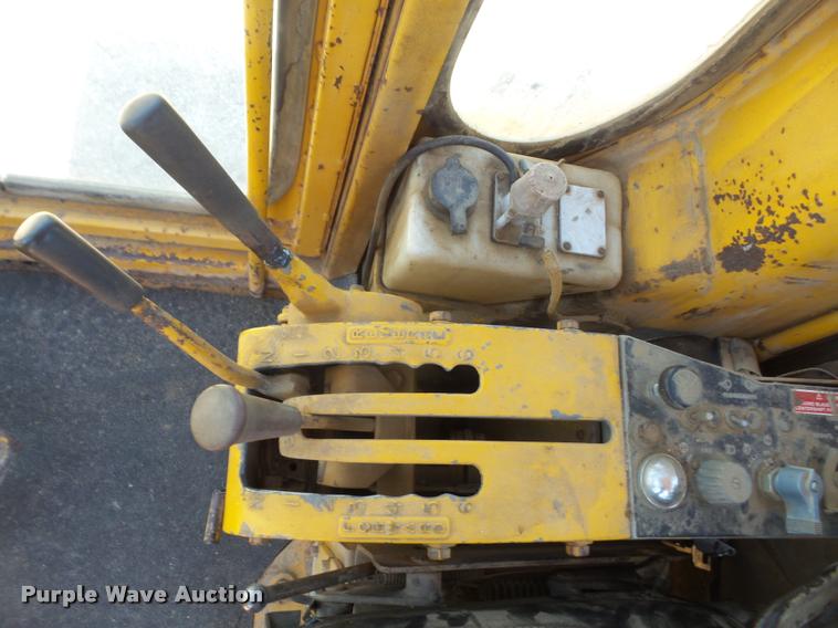 image for item DA6302 1979 Caterpillar 130G motor grader