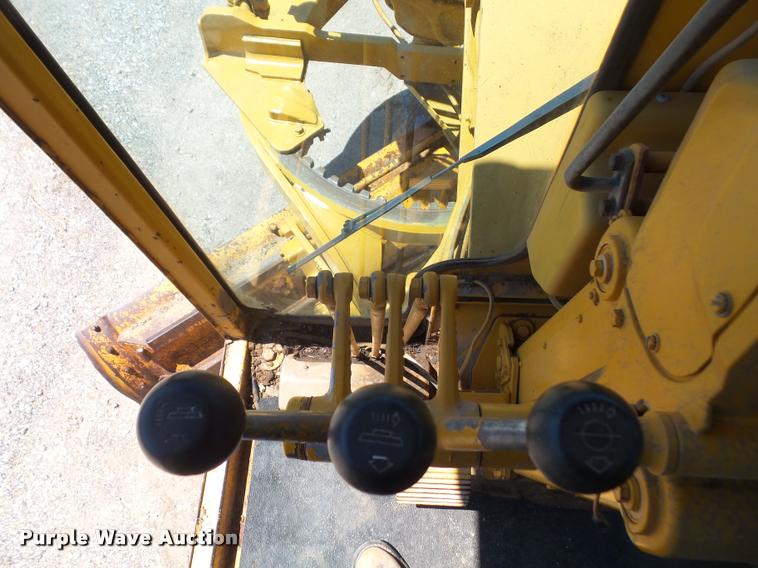 image for item DA6302 1979 Caterpillar 130G motor grader