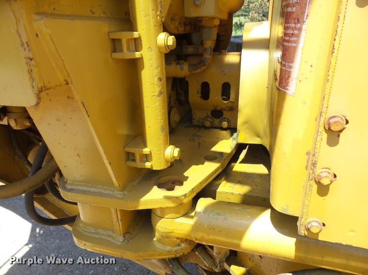 image for item DA6302 1979 Caterpillar 130G motor grader