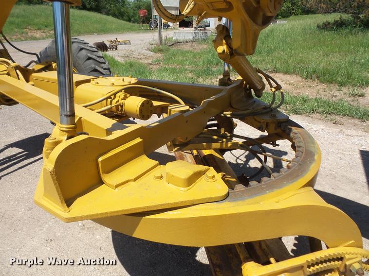 image for item DA6302 1979 Caterpillar 130G motor grader