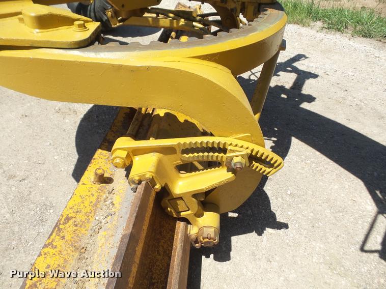 image for item DA6302 1979 Caterpillar 130G motor grader