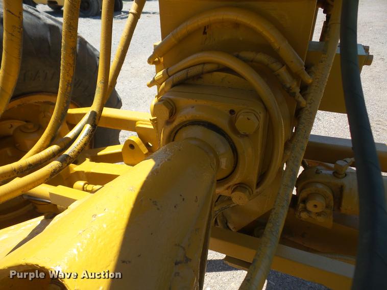 image for item DA6302 1979 Caterpillar 130G motor grader