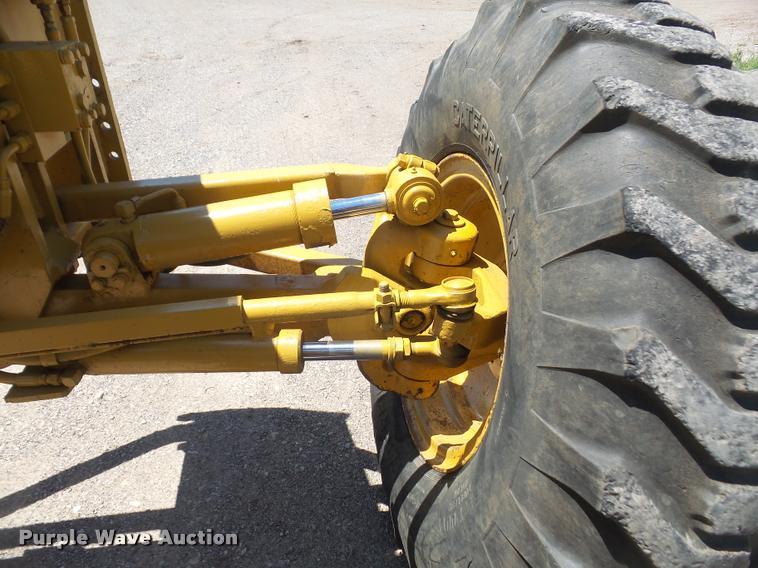 image for item DA6302 1979 Caterpillar 130G motor grader