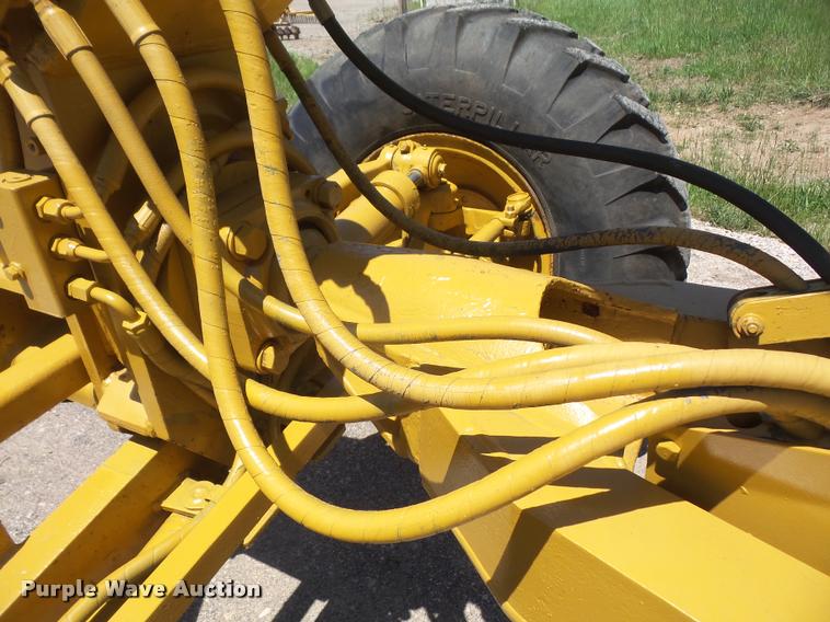 image for item DA6302 1979 Caterpillar 130G motor grader