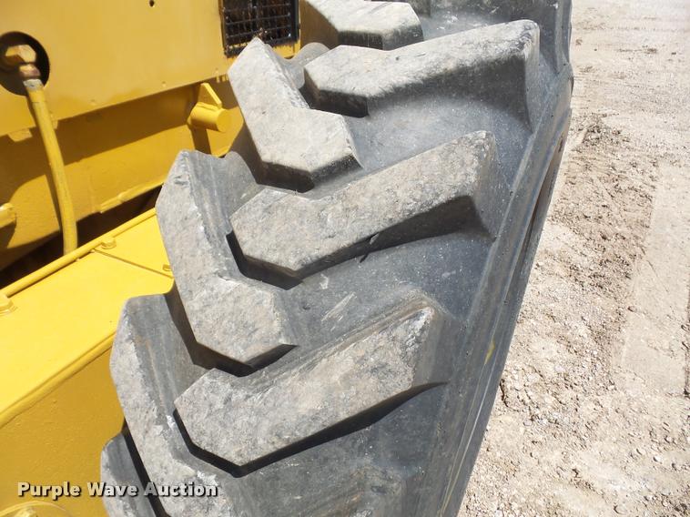 image for item DA6302 1979 Caterpillar 130G motor grader