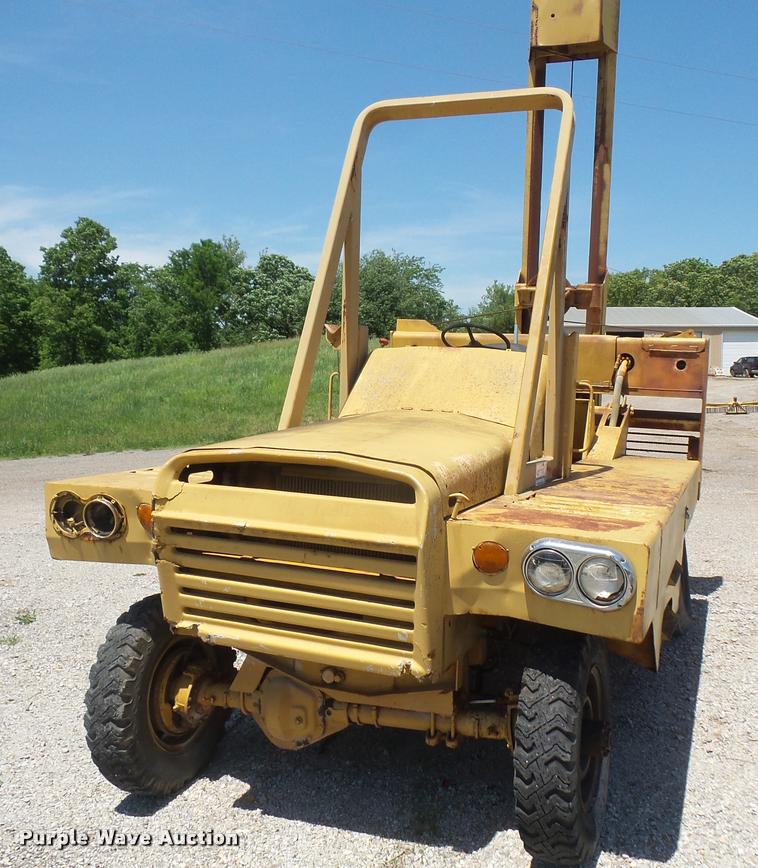 image for item DA6305 Broderson MH44A drop hammer