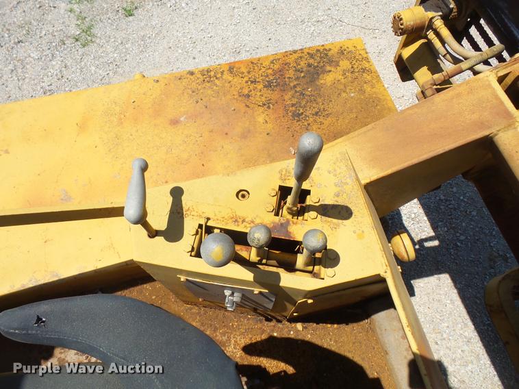 image for item DA6305 Broderson MH44A drop hammer