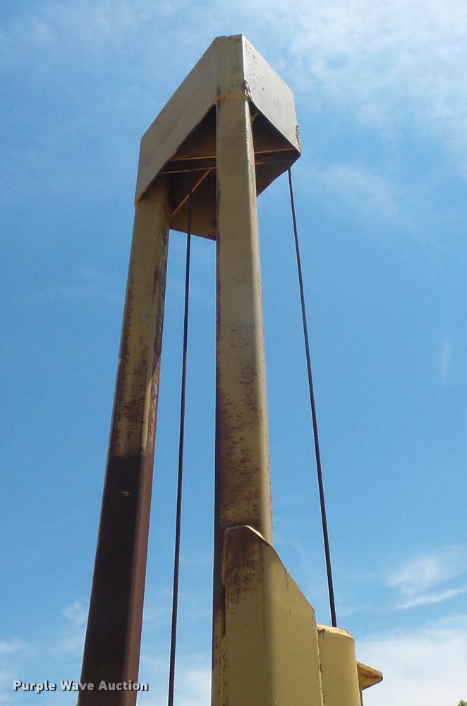 image for item DA6305 Broderson MH44A drop hammer