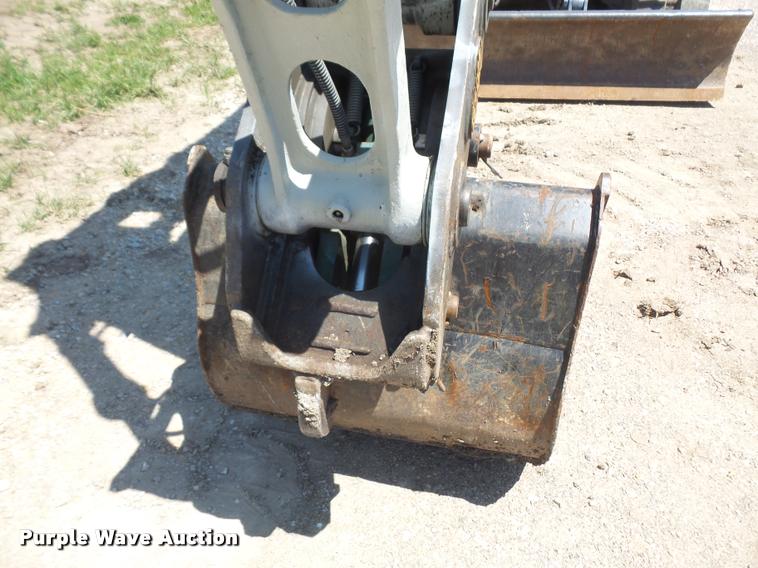 image for item DA6307 2008 Takeuchi TB1140 mini excavator