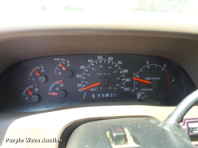 image for item DA6315 2001 Ford F550 Super Duty bucket truck