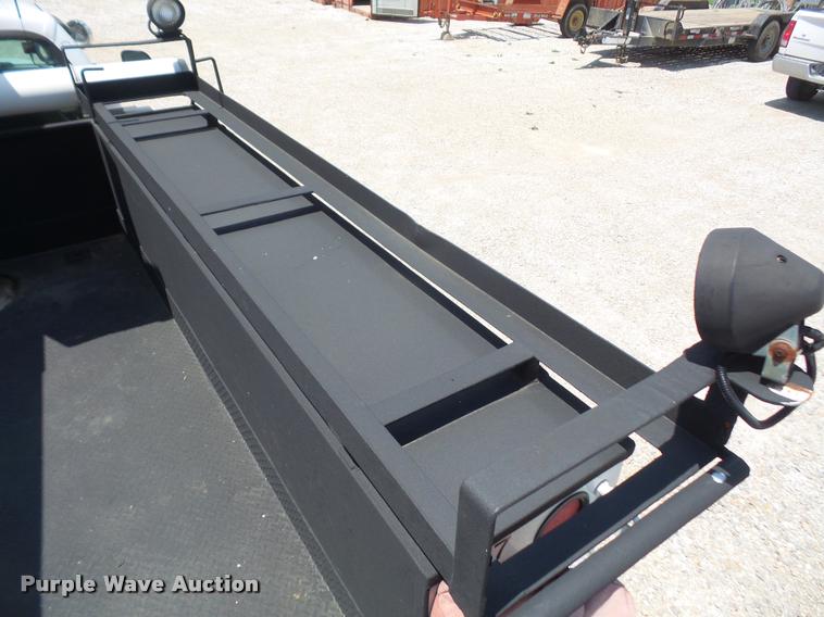 image for item DA6315 2001 Ford F550 Super Duty bucket truck