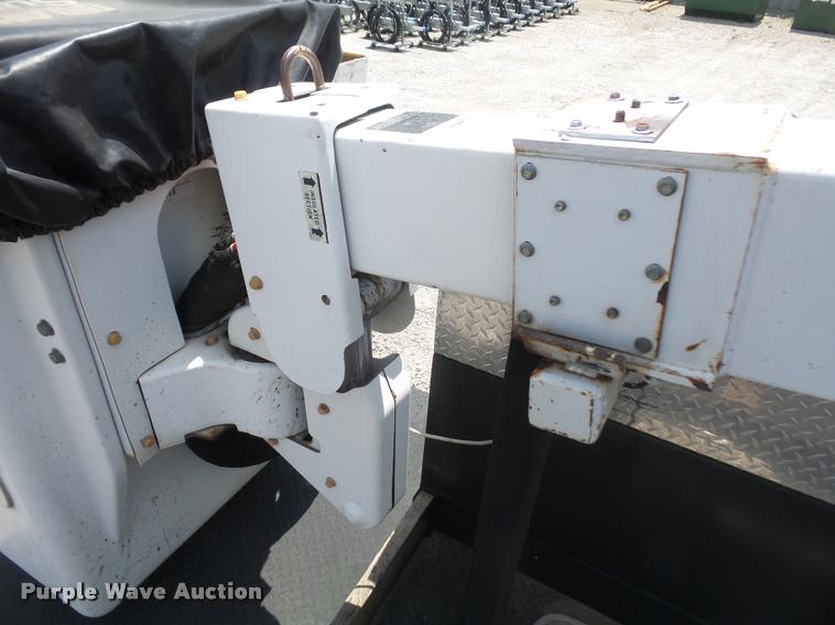 image for item DA6315 2001 Ford F550 Super Duty bucket truck