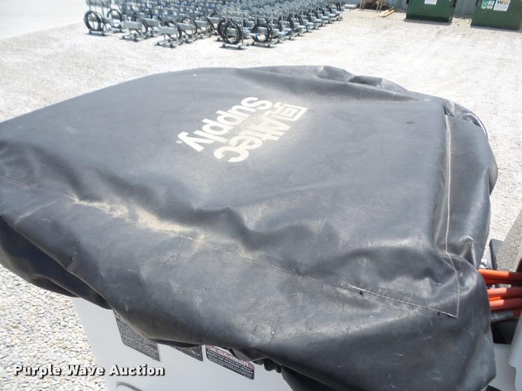 image for item DA6315 2001 Ford F550 Super Duty bucket truck