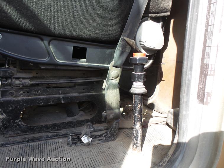 image for item DA6331 1989 Peterbilt 379 dump truck