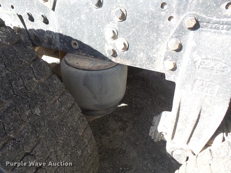 image for item DA6331 1989 Peterbilt 379 dump truck