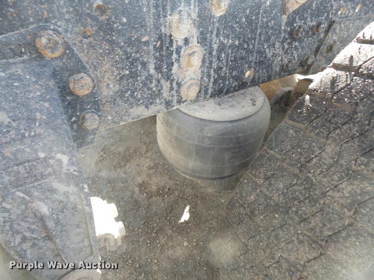 image for item DA6331 1989 Peterbilt 379 dump truck