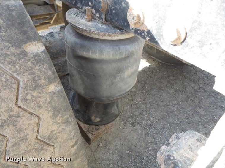 image for item DA6331 1989 Peterbilt 379 dump truck