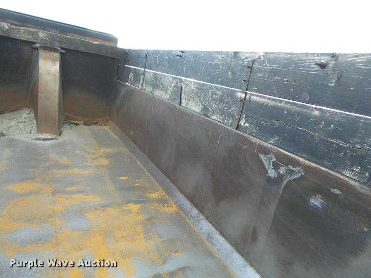 image for item DA6331 1989 Peterbilt 379 dump truck