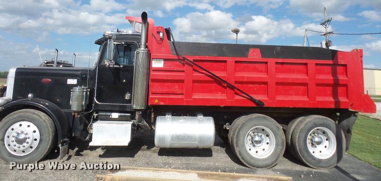 image for item DA6332 1977 Peterbilt 359 dump truck