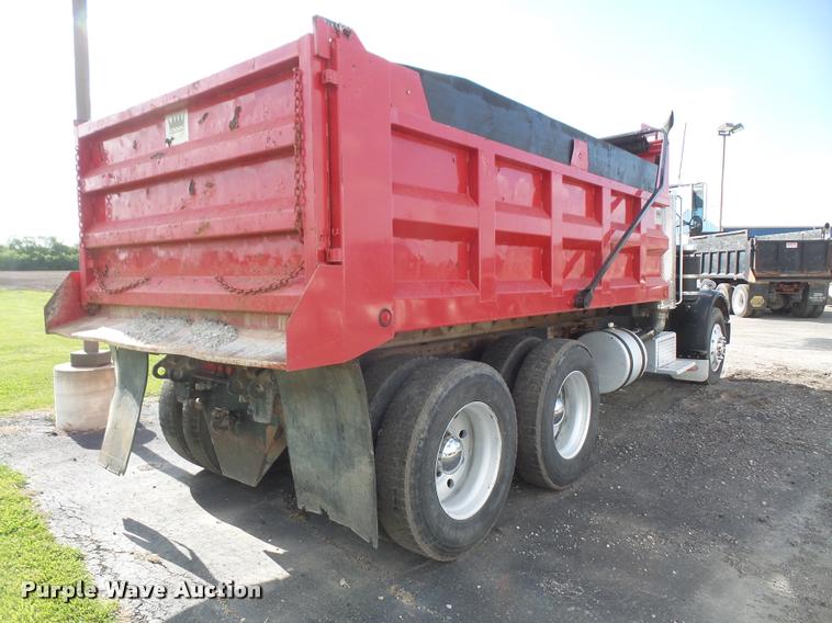 image for item DA6332 1977 Peterbilt 359 dump truck