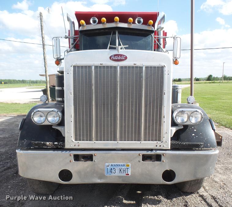 image for item DA6332 1977 Peterbilt 359 dump truck