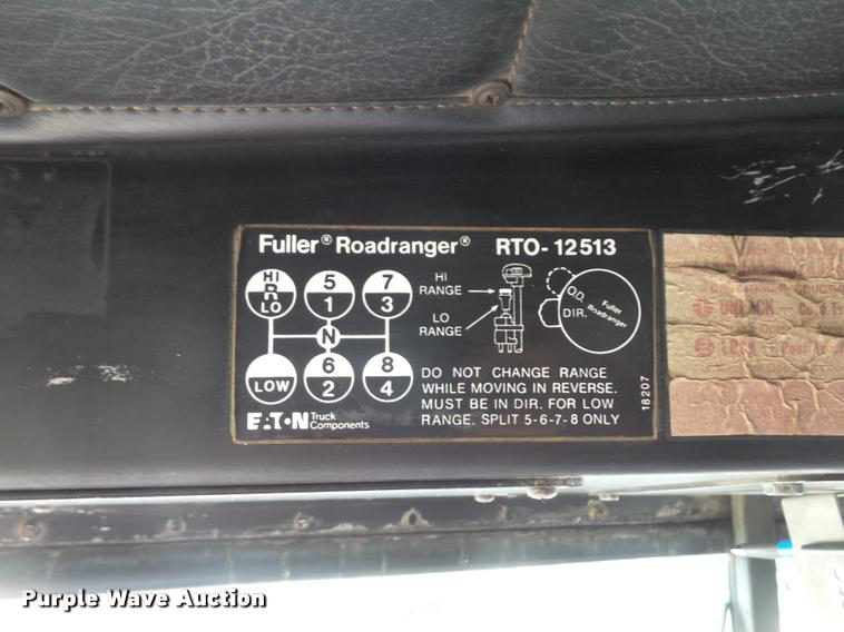 image for item DA6332 1977 Peterbilt 359 dump truck