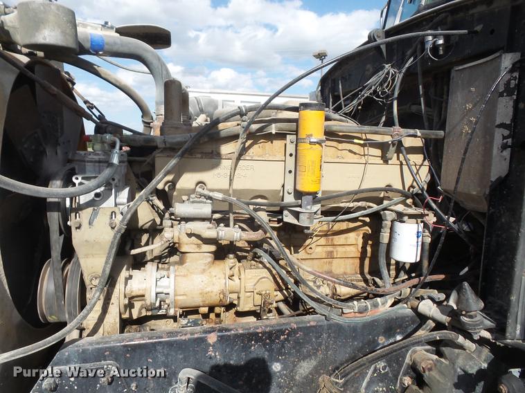 image for item DA6332 1977 Peterbilt 359 dump truck