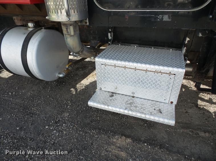 image for item DA6332 1977 Peterbilt 359 dump truck