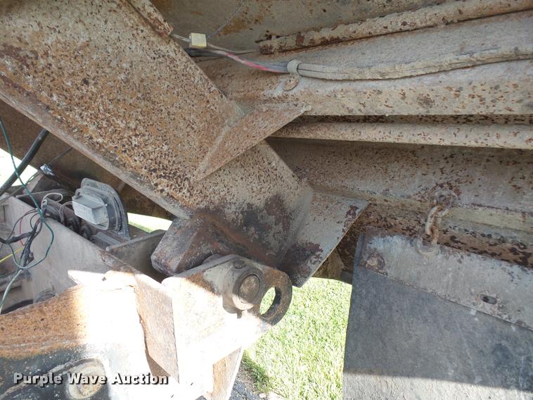 image for item DA6332 1977 Peterbilt 359 dump truck