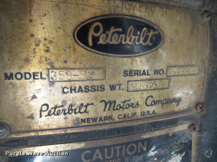 image for item DA6332 1977 Peterbilt 359 dump truck