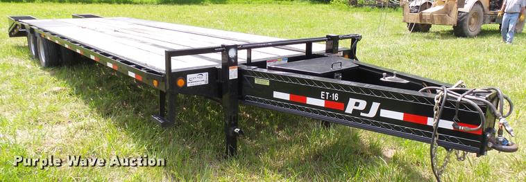 image for item DA7858 2015 PJ equipment trailer