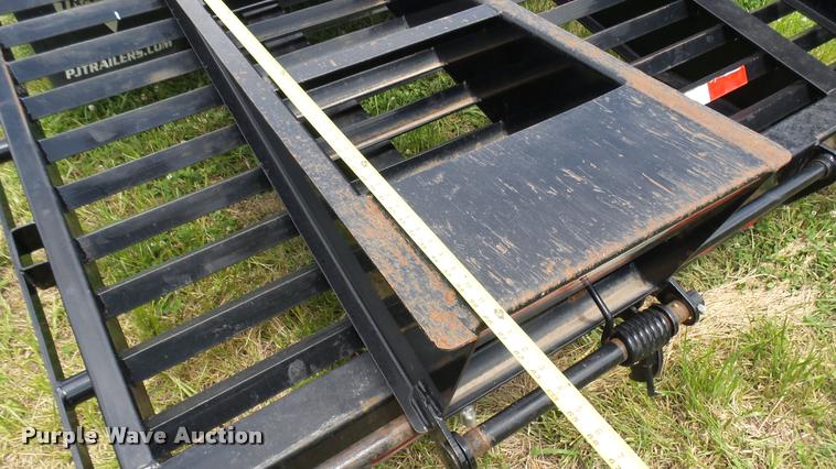image for item DA7858 2015 PJ equipment trailer