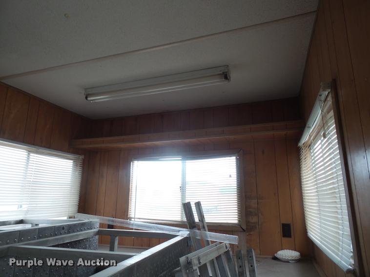 image for item DA8188 1995 Williams Scotsman office trailer