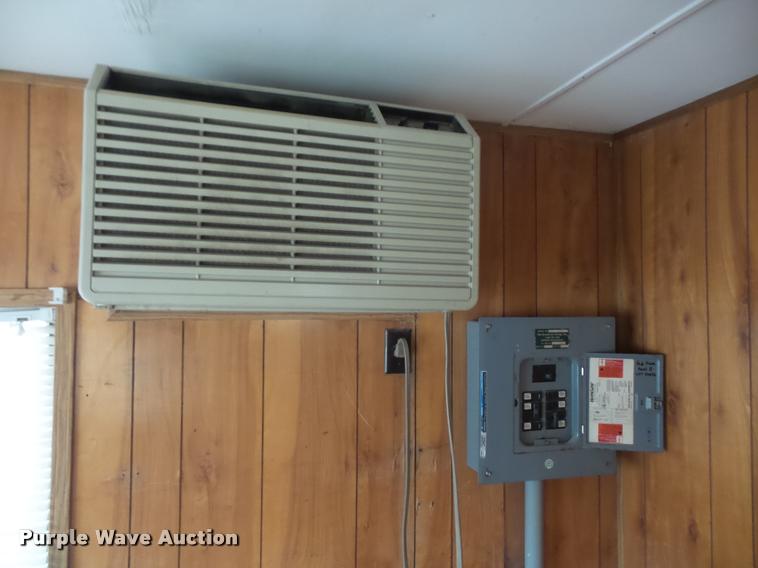 image for item DA8188 1995 Williams Scotsman office trailer