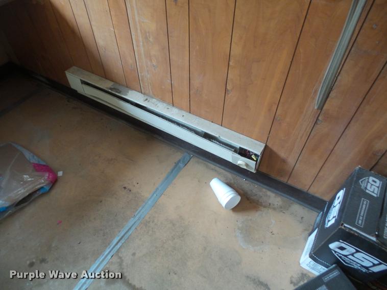 image for item DA8188 1995 Williams Scotsman office trailer