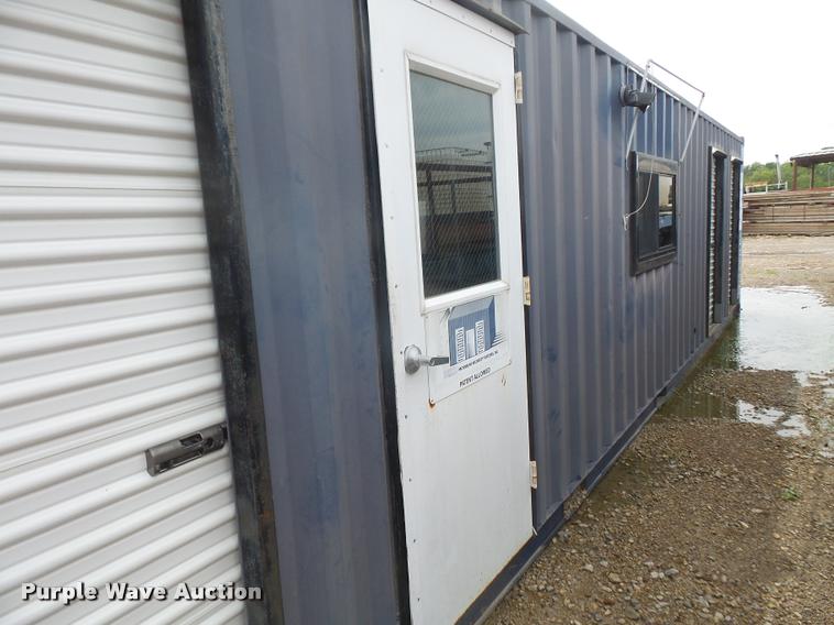 image for item DA8202 Guard shack container