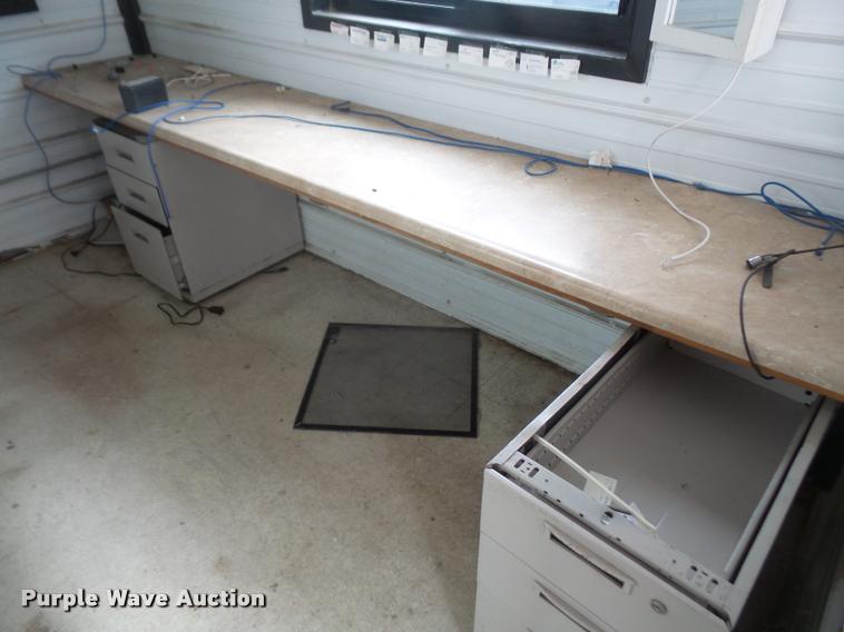 image for item DA8202 Guard shack container