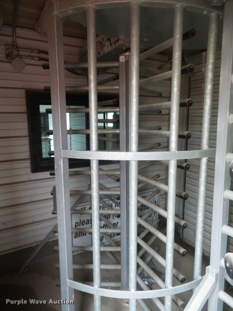 image for item DA8202 Guard shack container