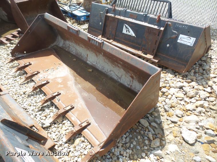 image for item DA8246 Bobcat skid steer bucket