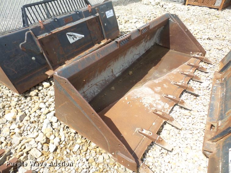 image for item DA8246 Bobcat skid steer bucket