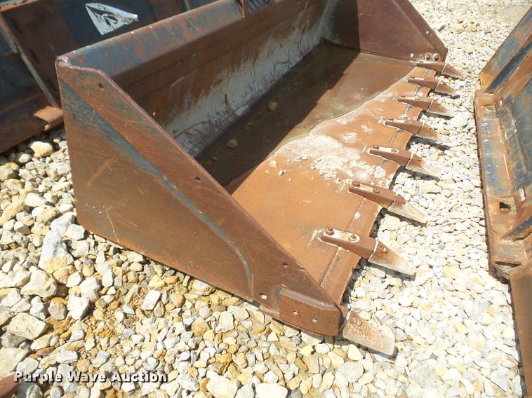 image for item DA8246 Bobcat skid steer bucket