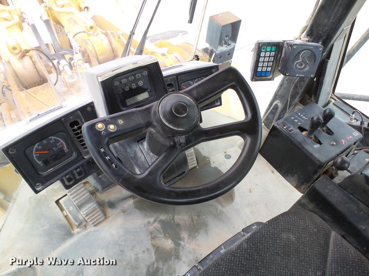 image for item DB0156 1995 Caterpillar 980G wheel loader