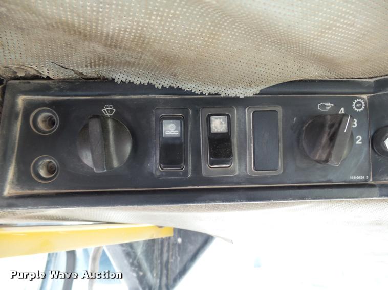 image for item DB0156 1995 Caterpillar 980G wheel loader