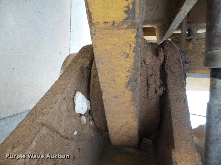 image for item DB0156 1995 Caterpillar 980G wheel loader