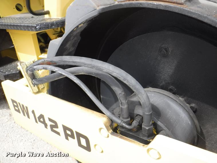 image for item DB3937 1985 Bomag BW142PD vibratory single drum roller