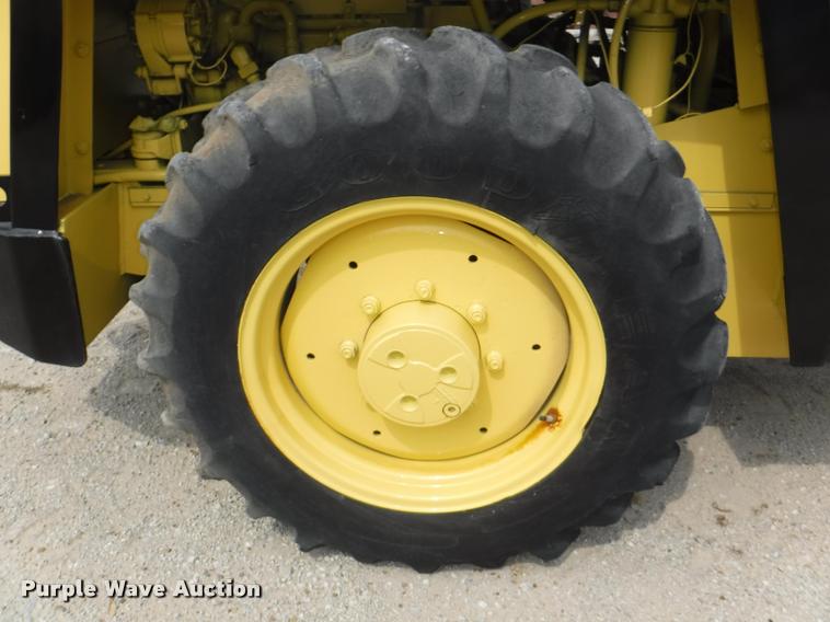 image for item DB3937 1985 Bomag BW142PD vibratory single drum roller