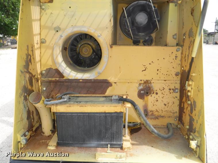 image for item DB3937 1985 Bomag BW142PD vibratory single drum roller