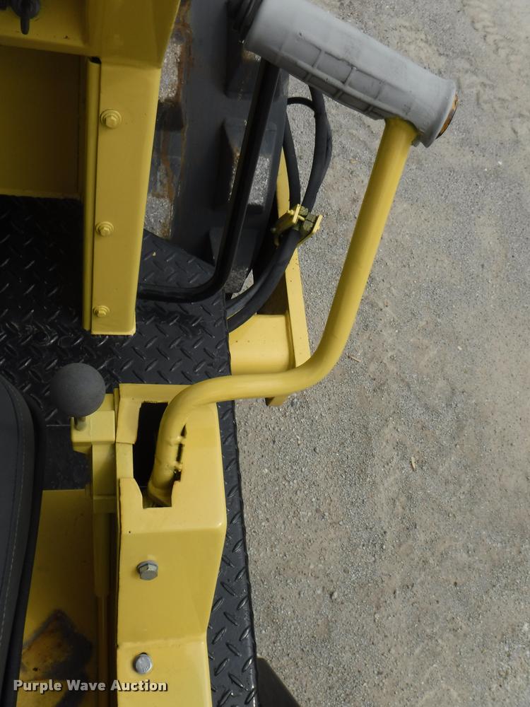 image for item DB3937 1985 Bomag BW142PD vibratory single drum roller