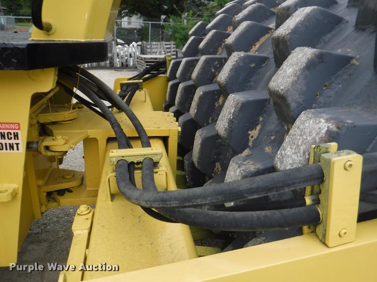 image for item DB3938 1987 Bomag BW213PD single drum compactor