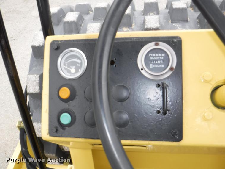 image for item DB3938 1987 Bomag BW213PD single drum compactor